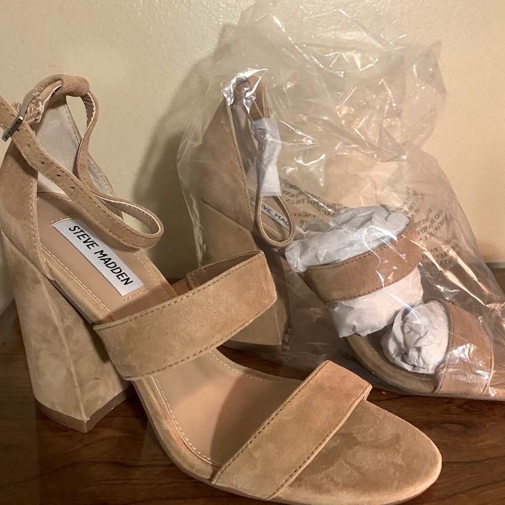 STEVE MADDEN WOMEN'S HEELS JORDIE CAMEL SUEDE